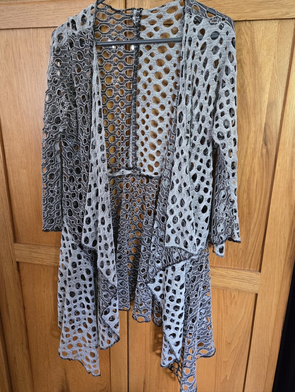NETTED CARTIGAN - OPEN FRONT- ASYMMETRICAL - GRAYS - SM/MED